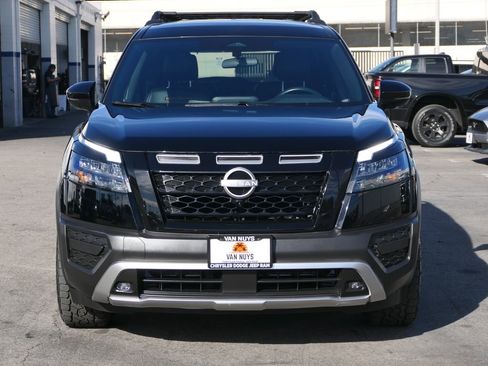 Used 2025 Nissan Pathfinder Rock Creek image 7
