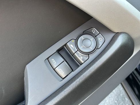 Used 2023 Chevrolet Camaro LT w/ Technology Package image 17