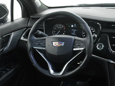 Used 2020 Cadillac XT6 Premium Luxury image 16