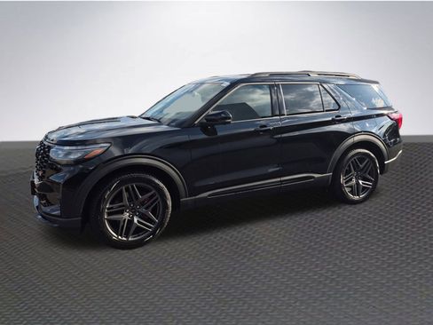 New 2026 Ford Explorer ST w/ Sun And Sound Package image 2