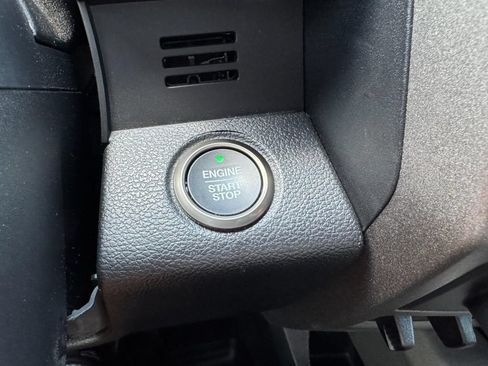 Used 2018 Ford F150 Raptor w/ Equipment Group 802A Luxury AWD/4WD image 24