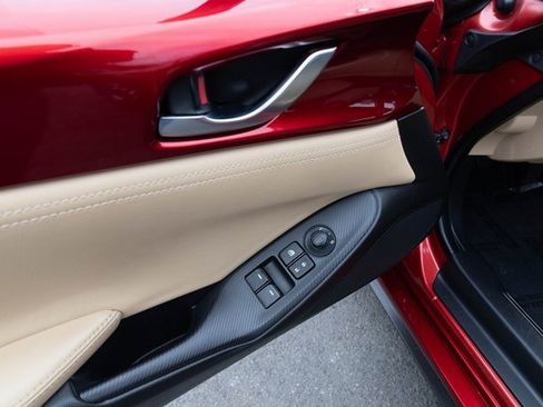 Used 2020 MAZDA MX-5 Miata RF Grand Touring image 37