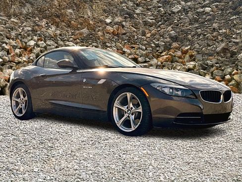 Used 2011 BMW Z4 sDrive30i w/ Premium Pkg image 8