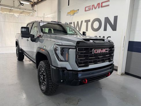 New 2026 GMC Sierra 2500 AT4X image 2