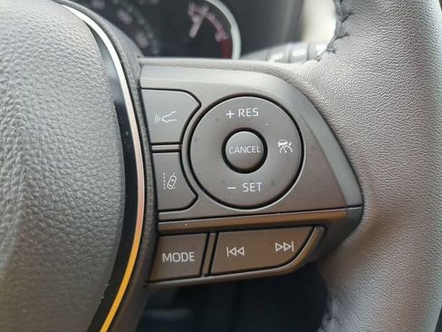 Used 2025 Toyota RAV4 XLE Premium FWD image 19