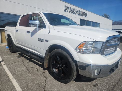 Used 2018 RAM 1500 SLT image 1