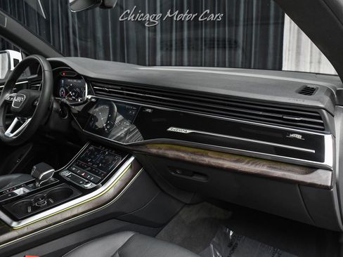 Used 2020 Audi Q8 Premium Plus AWD/4WD image 23