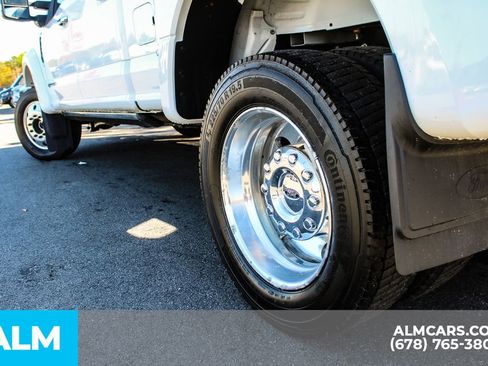 Used 2022 Ford F450 Platinum image 15