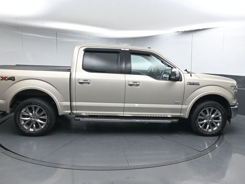Used 2017 Ford F150 Lariat w/ Equipment Group 502A Luxury image 9
