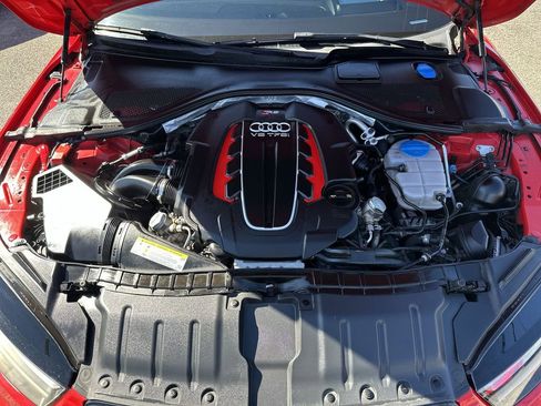 Used 2017 Audi RS 7 Prestige w/ Carbon-Optic Package image 24