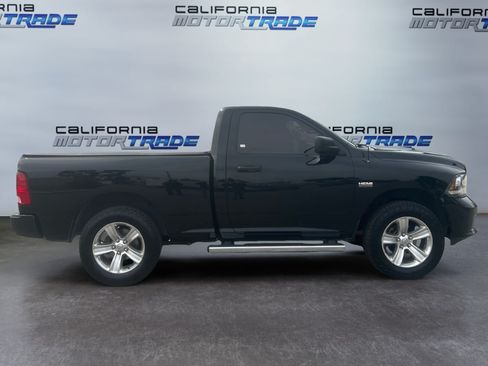 Used 2020 RAM 1500 Express w/ Express Value Package RWD image 4