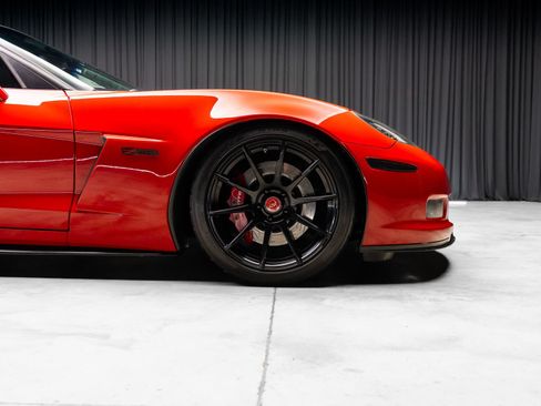Used 2009 Chevrolet Corvette Z06 w/ Preferred Equipment Group RWD image 36