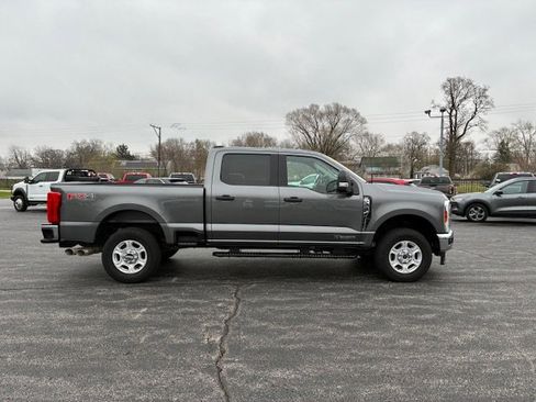 Used 2025 Ford F250 XLT w/ FX4 Off-Road Package image 7