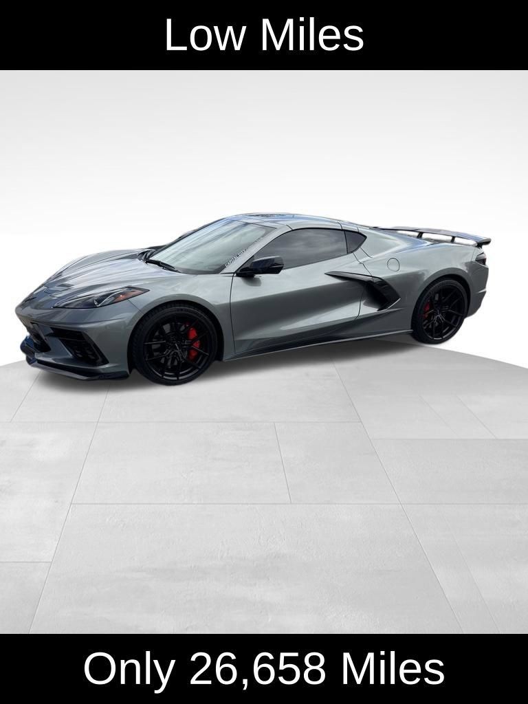 Used 2022 Chevrolet Corvette Stingray Preferred Cpe w/ Z51 Performance Package RWD image 2