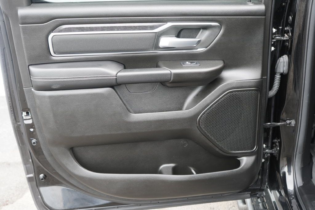 Used 2024 RAM 1500 Big Horn AWD/4WD image 30