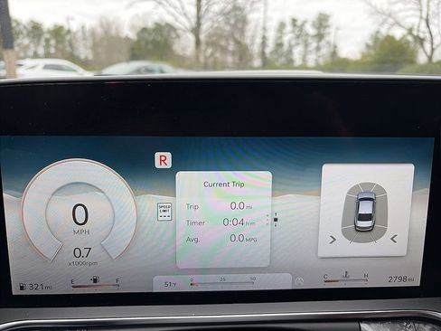 Used 2025 Genesis G90 3.5T image 13