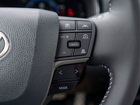 New 2026 Toyota Camry SE image 18