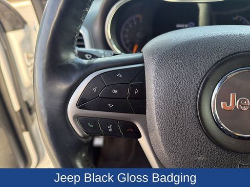 Used 2018 Jeep Grand Cherokee Altitude image 23