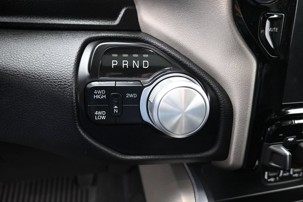 Used 2024 RAM 2500 Laramie w/ Safety Group AWD/4WD image 22