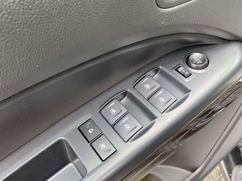 Used 2022 GMC Canyon Elevation w/ Elevation Premium Package image 18