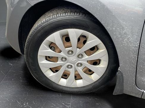 Used 2016 Hyundai Elantra GT image 29