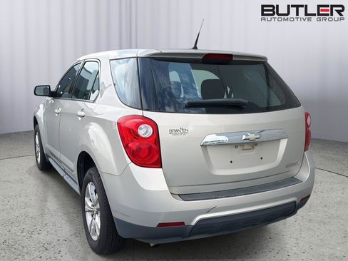 Used 2011 Chevrolet Equinox LS FWD image 9
