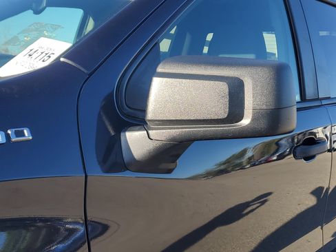 Used 2022 Chevrolet Silverado 1500 Custom image 11