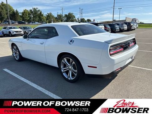 Used 2022 Dodge Challenger R/T RWD image 3
