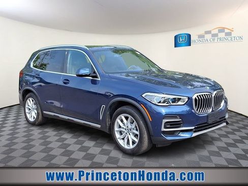 Used 2023 BMW X5 xDrive40i w/ Executive Package AWD/4WD image 1