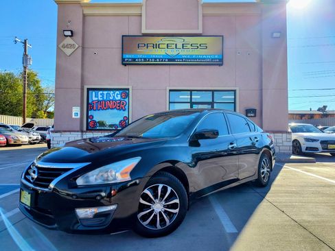 Used 2013 Nissan Altima 2.5 S image 1