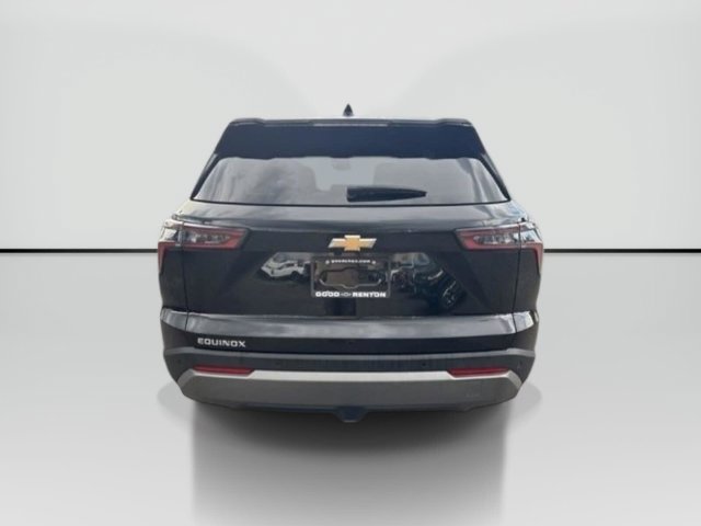 Used 2026 Chevrolet Equinox LT FWD image 4
