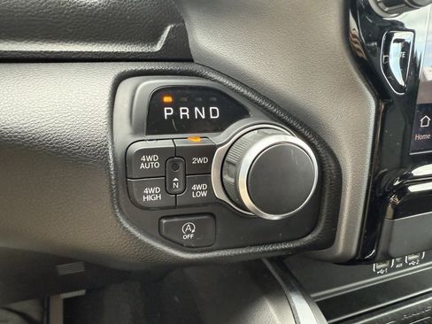 Used 2025 RAM 1500 Big Horn image 25