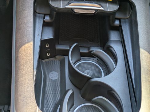 New 2026 Mercedes-Benz E 53 AMG e 4MATIC Sedan image 23