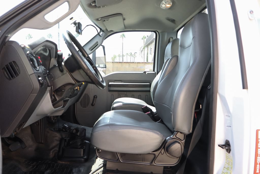 Used 2019 Ford F650 2WD Regular Cab Super Duty image 15