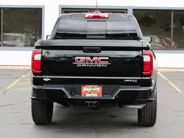 Used 2025 GMC Canyon AT4 AWD/4WD image 9