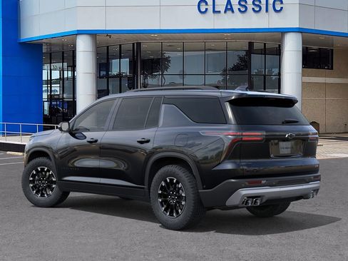 New 2026 Chevrolet Traverse Z71 image 3