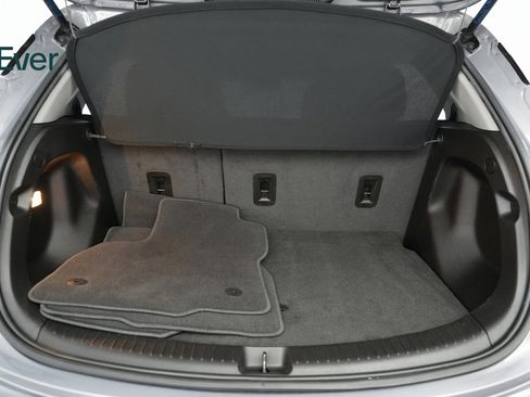 Used 2022 Chevrolet Bolt LT w/ Infotainment Package image 22