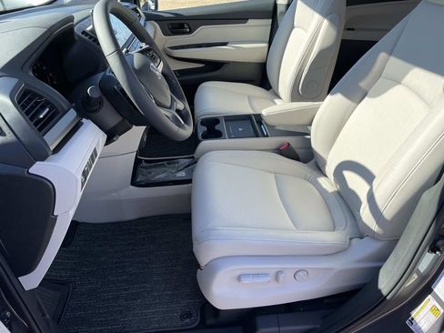 New 2026 Honda Odyssey EX-L image 14