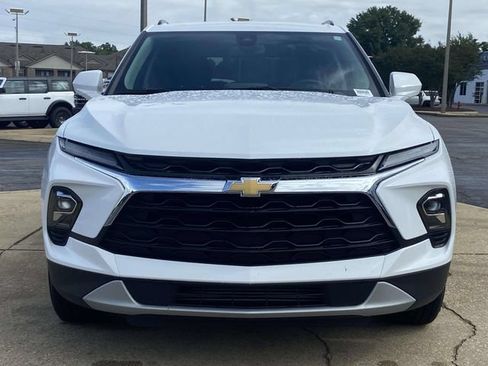 Used 2024 Chevrolet Blazer LT w/ Convenience Package FWD image 6