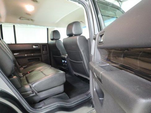 Used 2019 Ford Flex SEL w/ Equipment Group 202A AWD/4WD image 11