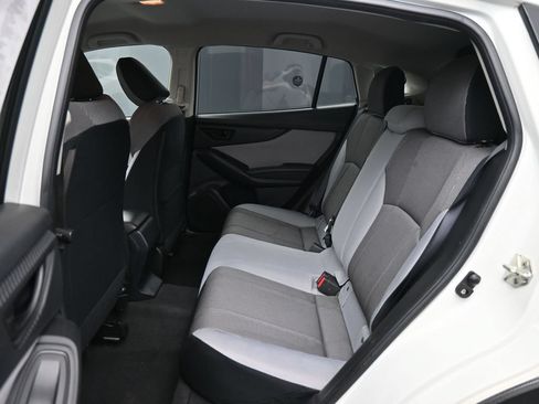Used 2019 Subaru Crosstrek 2.0i AWD/4WD image 20