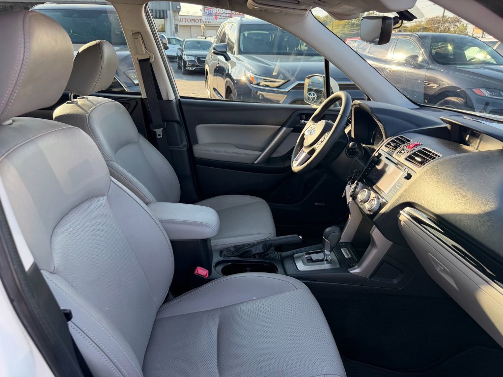 Used 2018 Subaru Forester 2.5i Limited AWD/4WD image 16
