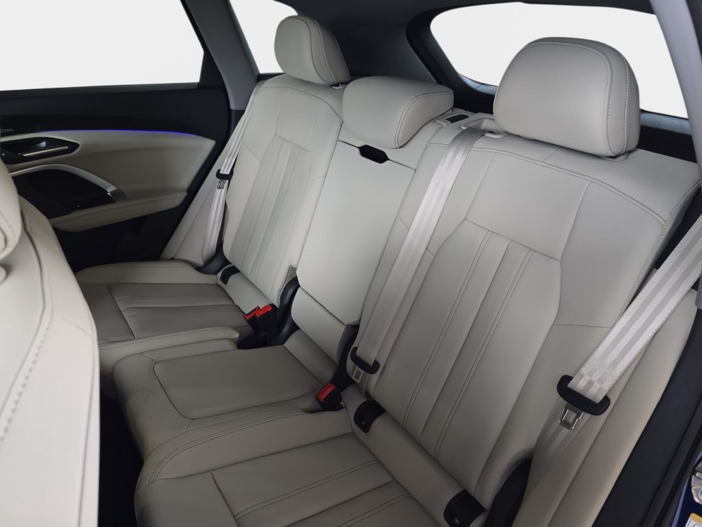 New 2026 Audi Q5 Premium Plus AWD/4WD image 12