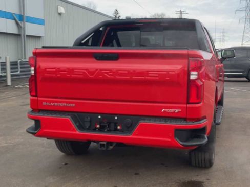 Certified 2019 Chevrolet Silverado 1500 RST image 3