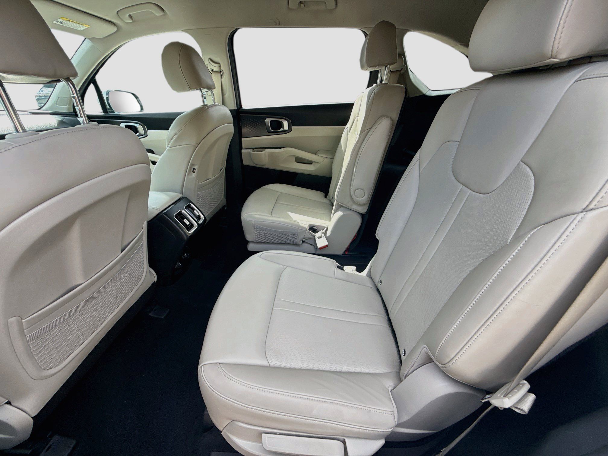 Used 2023 Kia Sorento EX FWD image 22