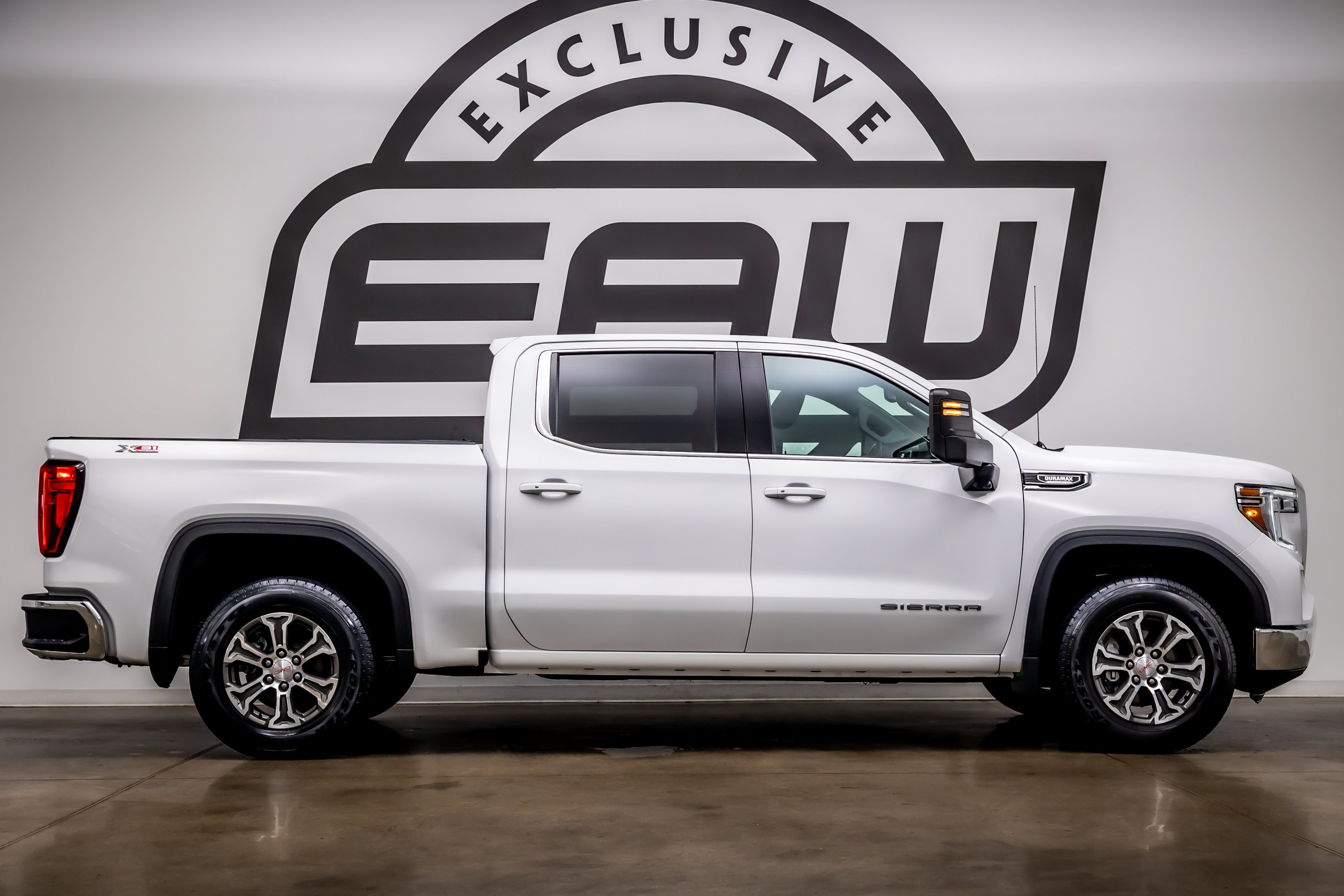 Used 2021 GMC Sierra 1500 SLE AWD/4WD image 9