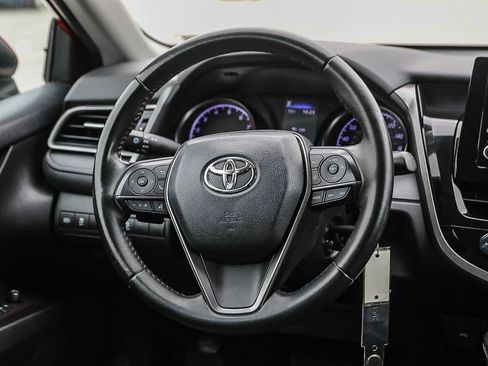Used 2021 Toyota Camry SE FWD image 15