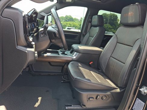 Certified 2025 Chevrolet Silverado 2500 High Country w/ High Country Premium Package AWD/4WD image 13
