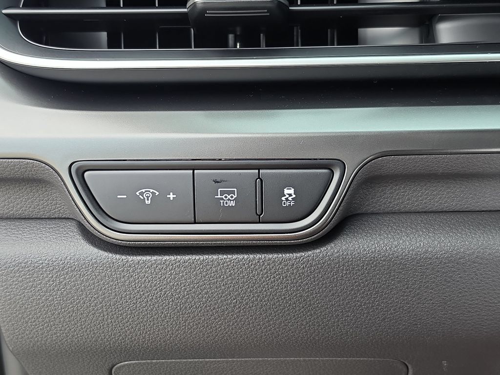 New 2027 Kia Carnival SX w/ Dark Edition Package FWD image 30