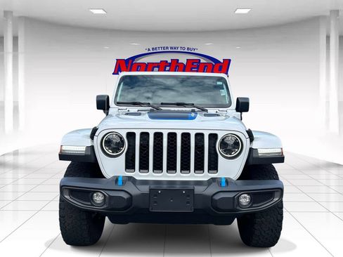 Used 2023 Jeep Wrangler Unlimited Rubicon 4xe w/ Cold Weather Group AWD/4WD image 8
